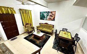 Homestay Aza Tj